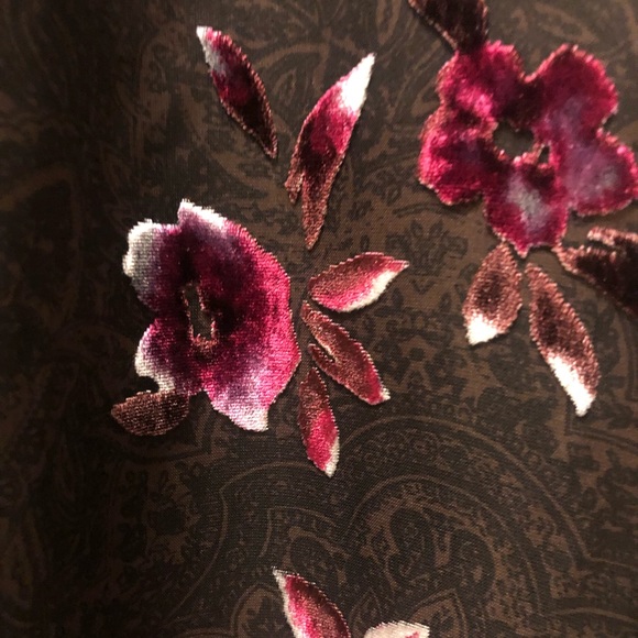 MARCIANO Sleeveless A-Line Dress in Brown Paisley + Crush Velvet Floral … - Picture 8 of 12